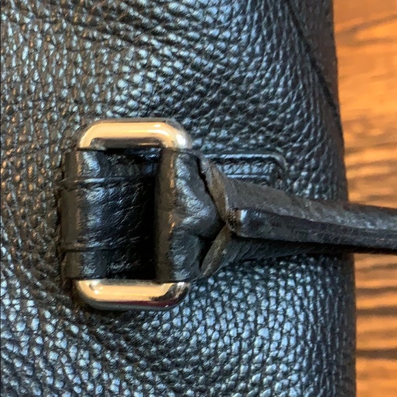 Authentic Burberry hand bag - Picture 10 of 15